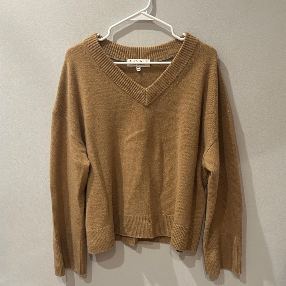 Alex Mill Rowan V-Neck in Cashmere
